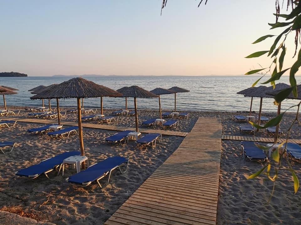 Camping Drepanos Igoumenitsa Bagian luar foto